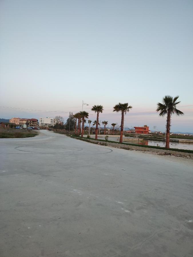 Sabi Apartment Golem Qerret Exterior photo