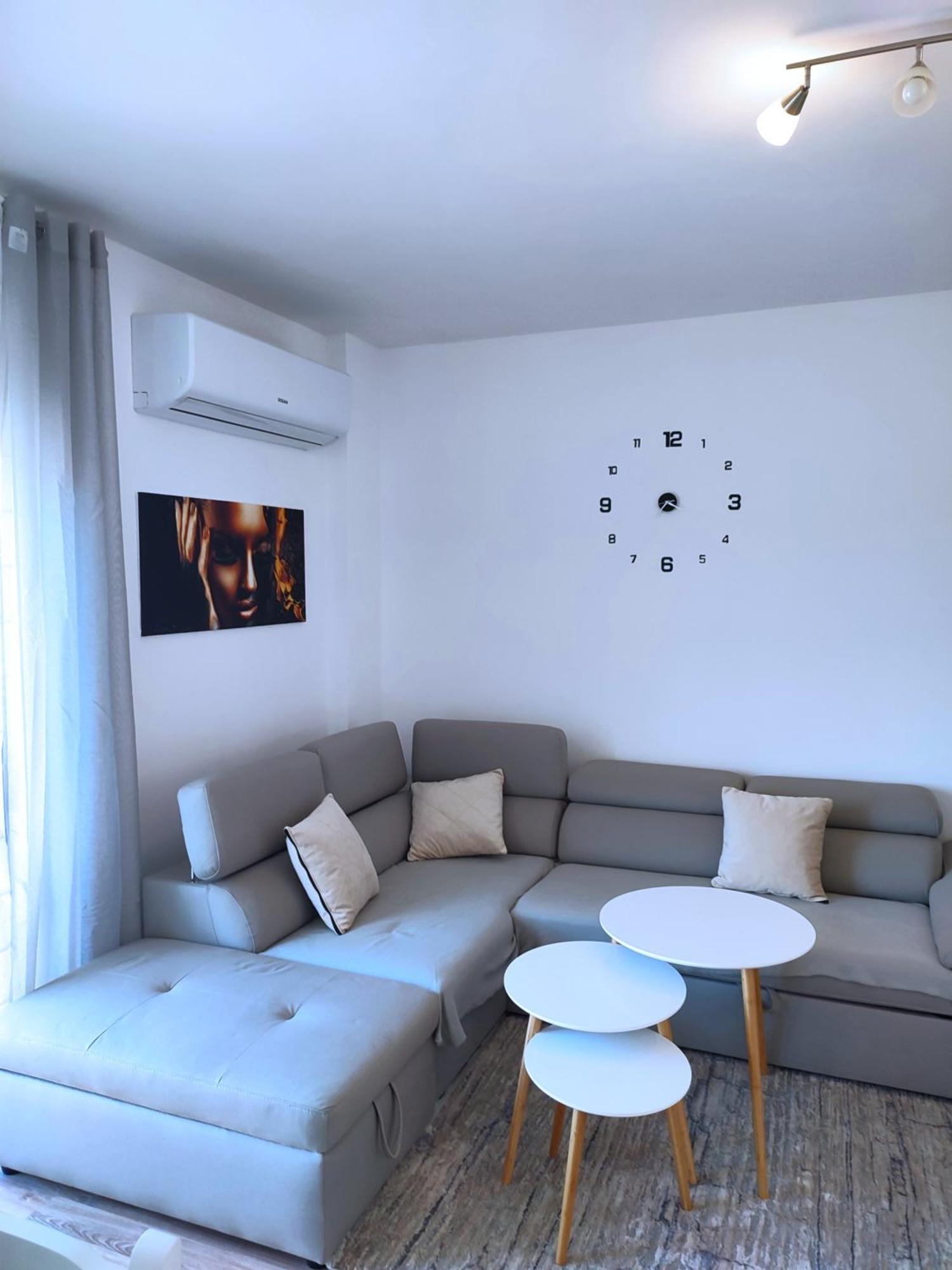 Sabi Apartment Golem Qerret Exterior photo